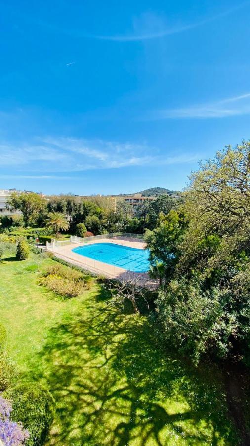Charming Studio With Pool In Saint Tropez 아파트 외부 사진