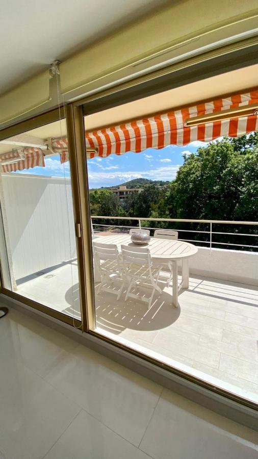 Charming Studio With Pool In Saint Tropez 아파트 외부 사진
